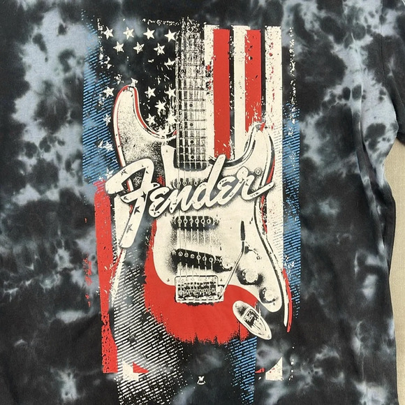 Fender T-Shirt Guitar American Flag Tee‎ Tie Dye Music Patriotic Size Small - Picture 2 of 7
